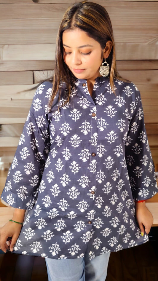 Long Sleeves Blue Top for Women
